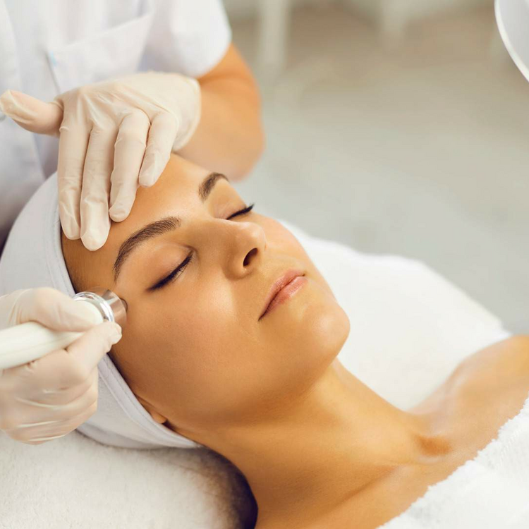 Комплексные программы профессионального ухода за лицом